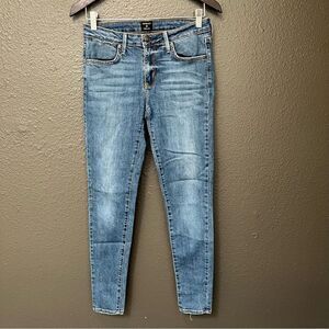 Just black skinny jeans